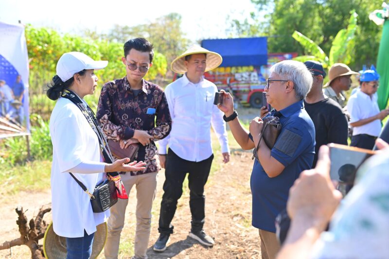 Izzul Muttaqin bersama Mantan Menteri BUMN. (Foto: Istimewa)